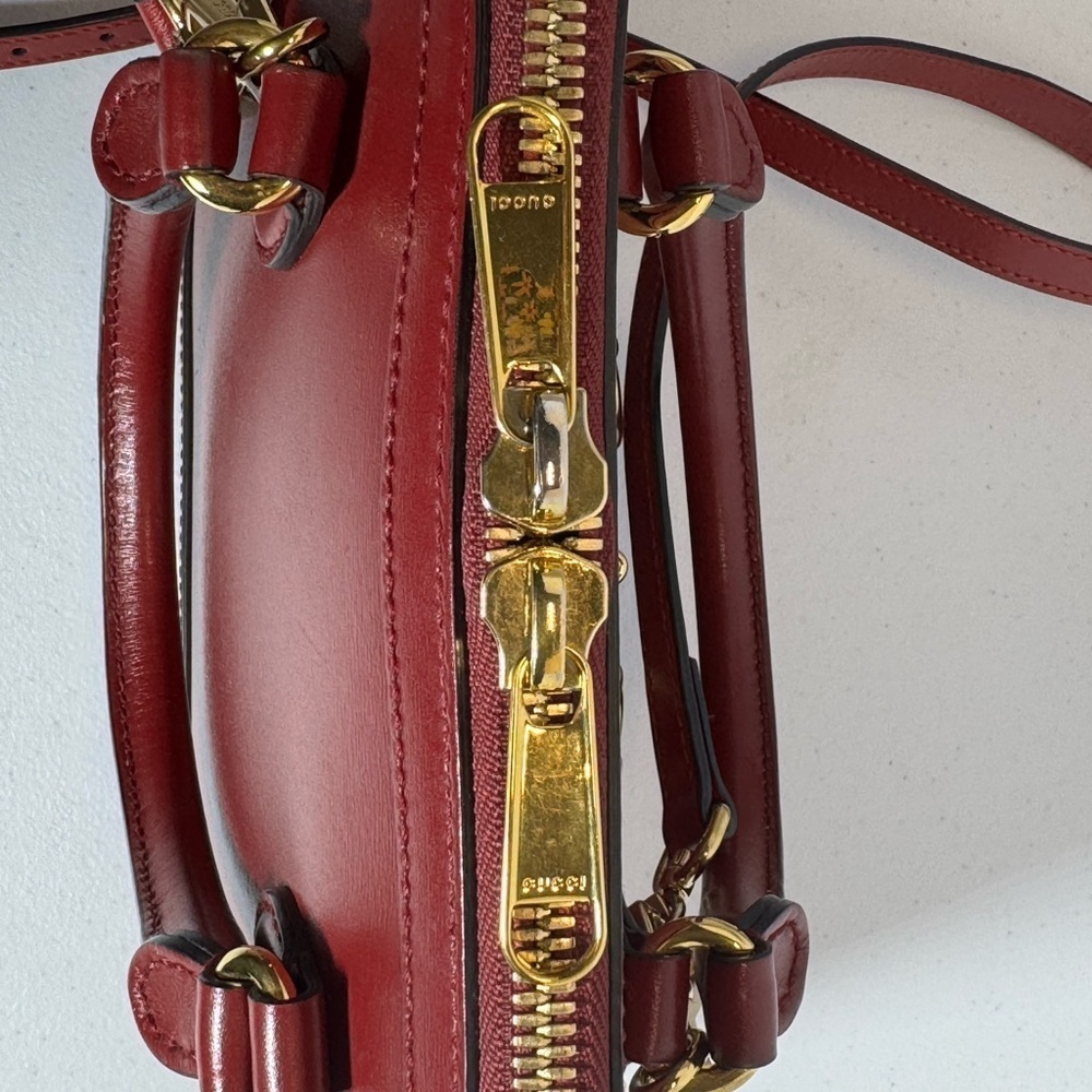 AUTHENTIC Red Leather Gucci Handbag - Picture 7 of 15